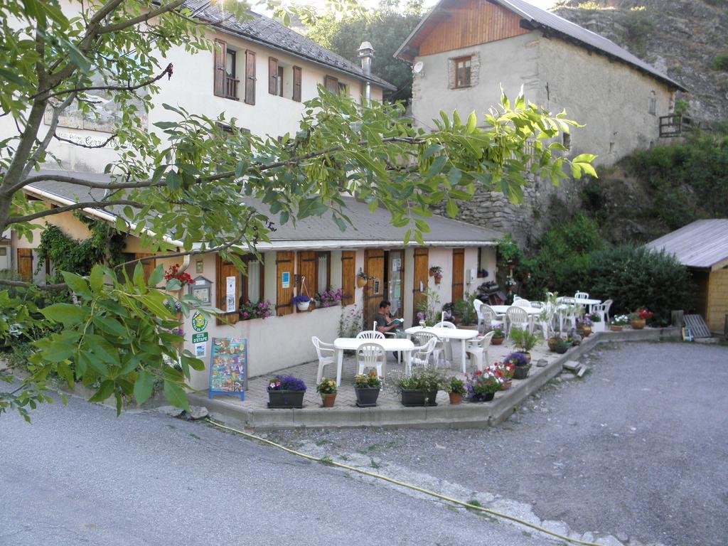 梅奥兰斯 莱斯特莱斯布朗切斯莫兰斯旅舍旅舍 外观 照片